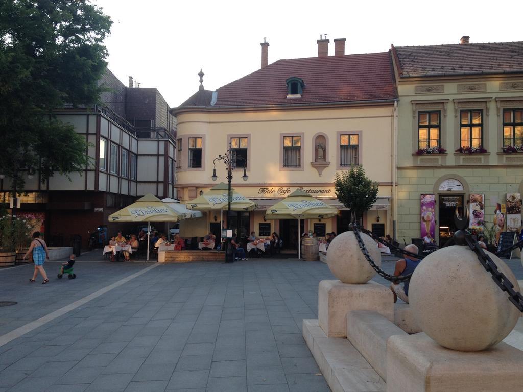 Orchidea Apartman Eger Esterno foto